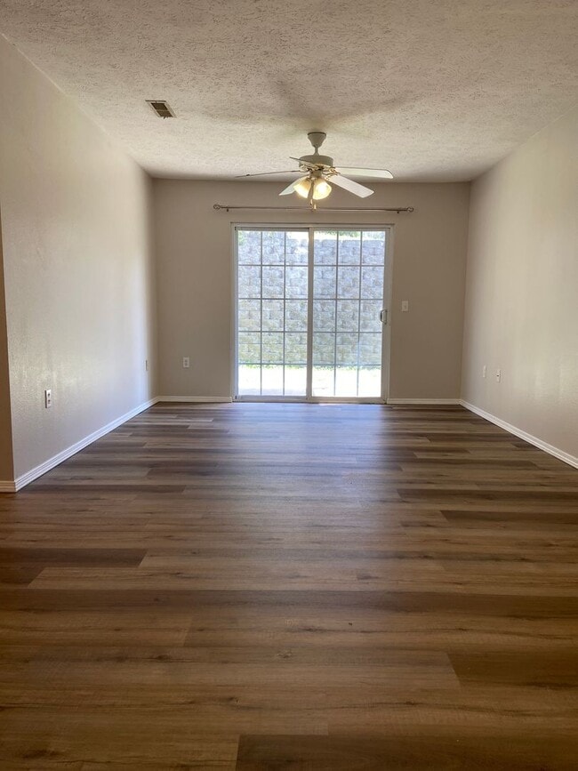 129 Knowledge Ave in Branson, MO - Building Photo - Building Photo