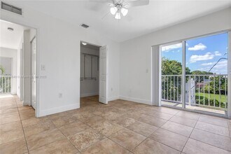 948 SW 3rd St in Miami, FL - Building Photo - Building Photo