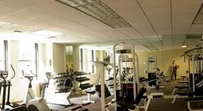 208 W Washington St in Chicago, IL - Building Photo - Building Photo