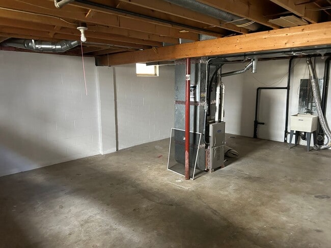 377 Stetler Ave in Akron, OH - Building Photo - Building Photo