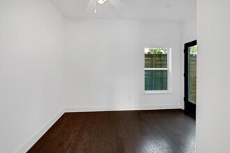 1405 Sylvester Rd in Houston, TX - Building Photo - Building Photo