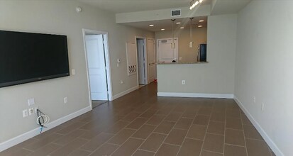 3650 S Glebe Rd in Arlington, VA - Building Photo - Building Photo