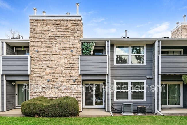 property at 407 S Memphis Way