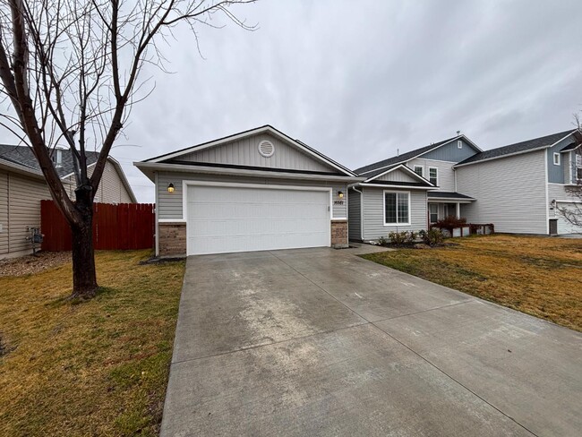 16581 Berkley Ave in Caldwell, ID - Building Photo - Building Photo