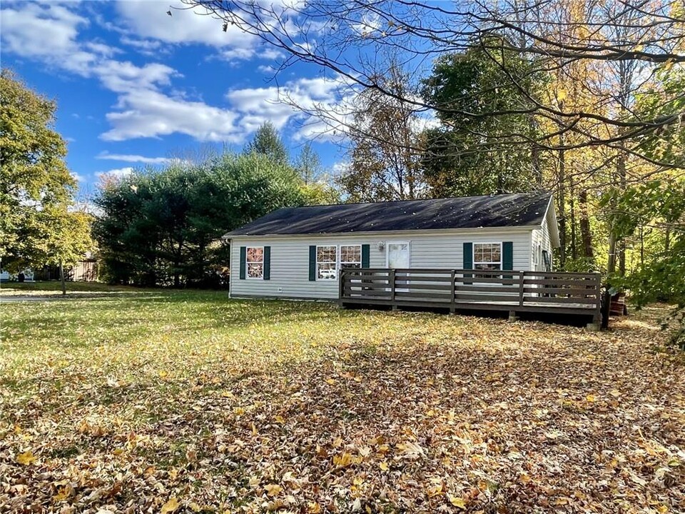 6 Mill Rd in Rhinebeck, NY - Building Photo