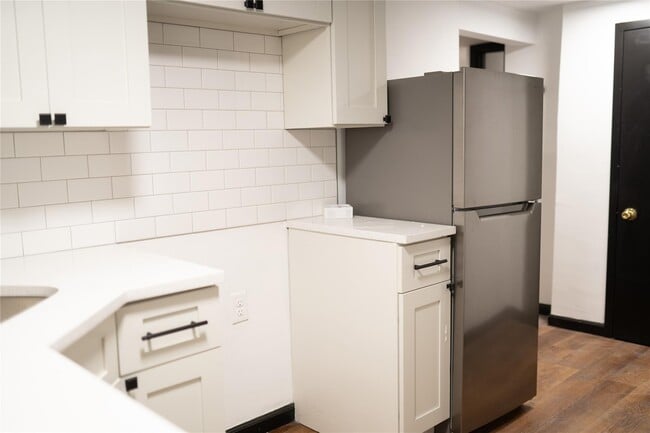 property at 194-08 116th Ave