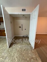 7907 Canonero Way in Louisville, KY - Building Photo - Building Photo