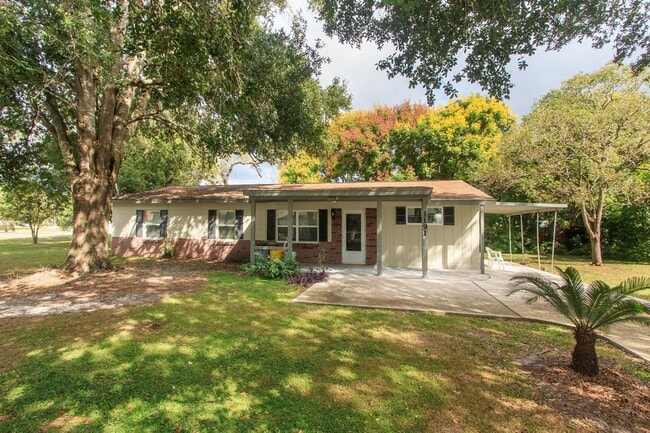property at 1191 Forest Hills Rd