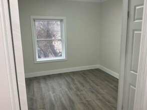 1970 E 71st St in Cleveland, OH - Foto de edificio - Building Photo