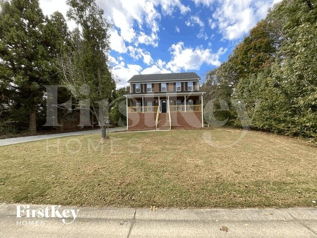 property at 925 George Pl Dr