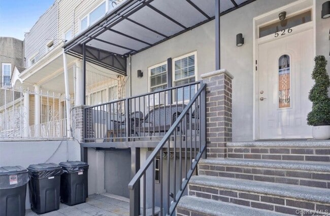 property at 526 Linwood St