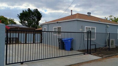 8806 Madison Ave in La Mesa, CA - Building Photo - Building Photo