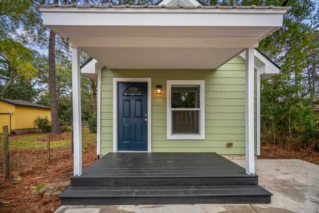 628 Foster St in Tomball, TX - Building Photo - Building Photo