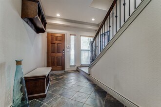 1117 St Charles St in Houston, TX - Foto de edificio - Building Photo