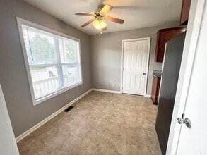 2432 Peachers Mill Rd in Clarksville, TN - Building Photo - Building Photo