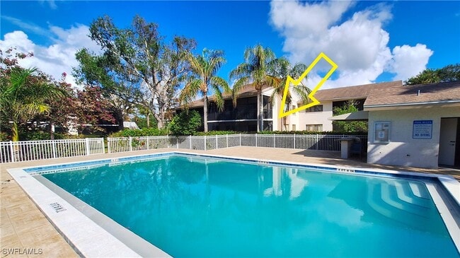 property at 910 Vanderbilt Beach Rd