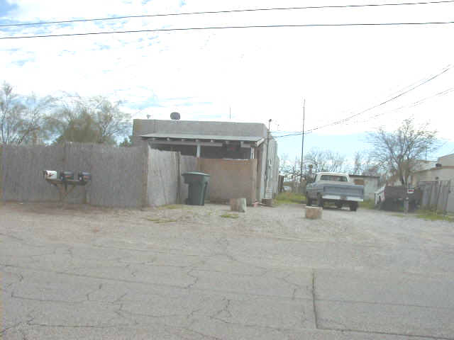 938-1004 E Navajo Rd in Tucson, AZ - Building Photo