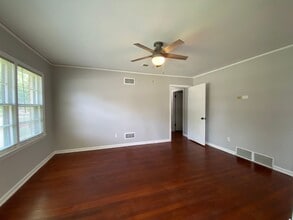 3128 Kathy Cove in Memphis, TN - Foto de edificio - Building Photo