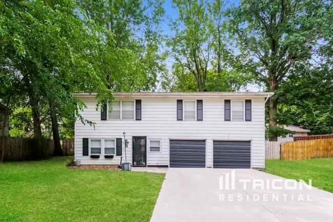 property at 1103 NE Columbus St