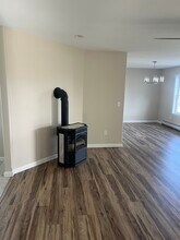 10 Private Dr in Winslow, ME - Foto de edificio - Building Photo