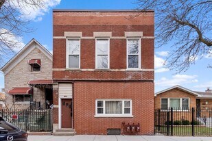 3611 S Wood St in Chicago, IL - Building Photo