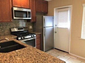 129 Daisy Ave in Imperial Beach, CA - Building Photo - Building Photo