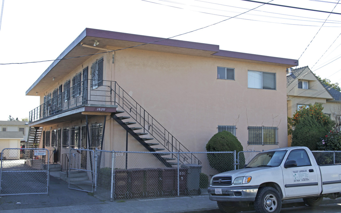 1618-1620 38th Ave in Oakland, CA - Foto de edificio