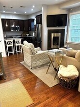 177 E St, Unit 2 in Boston, MA - Building Photo - Building Photo