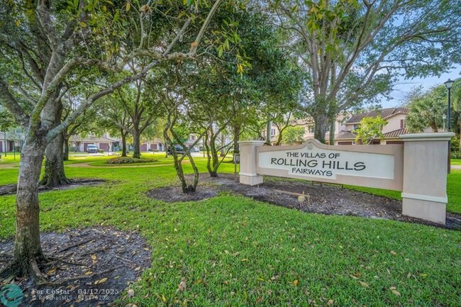 3184 Fairway Cir in Davie, FL - Building Photo - Building Photo