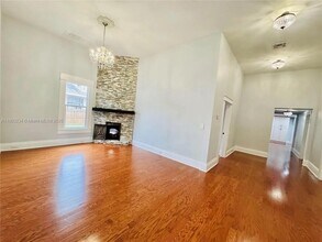 1017 E 19th Ave in Tampa, FL - Building Photo - Building Photo