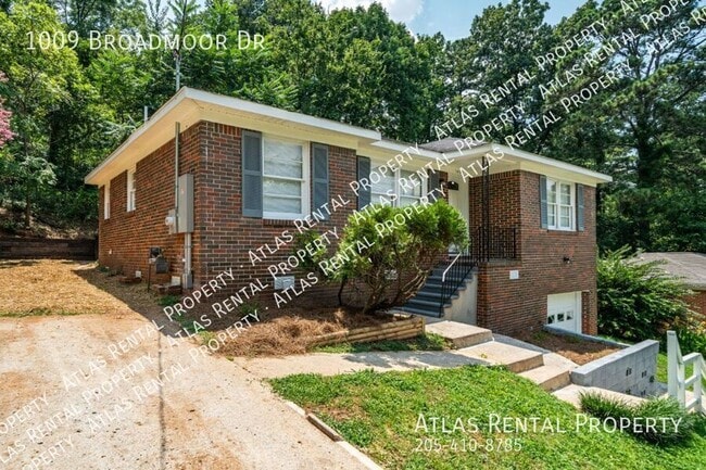 1009 Broadmoor Dr in Birmingham, AL - Foto de edificio - Building Photo