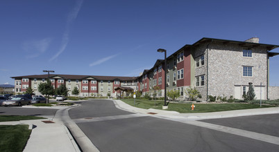 Harvest Pointe Village in Loveland, CO - Building Photo - Building Photo