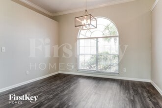 126 Northside Dr S in Jacksonville, FL - Foto de edificio - Building Photo