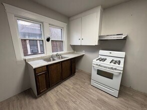 96 Hall St in Akron, OH - Building Photo - Building Photo