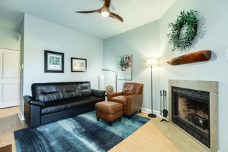 921 Marine Dr in Galveston, TX - Building Photo - Building Photo