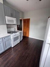 25 Bowdoin St in Clifton, NJ - Building Photo - Building Photo