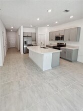 3554 Mayfair St in Kissimmee, FL - Building Photo - Building Photo