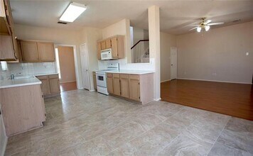 3916 Rushden Ct in Plano, TX - Building Photo - Building Photo