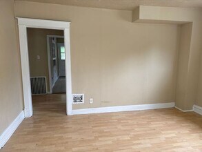 8711 Alva Ave in St. Louis, MO - Building Photo - Building Photo