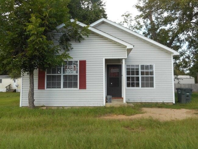 property at 407 E Park Ave