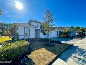 437 Aquamarine Wy in Daytona Beach, FL - Building Photo - Building Photo