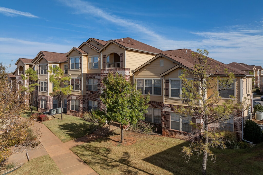Villas at Canyon Ranch in Yukon, OK - Building Photo