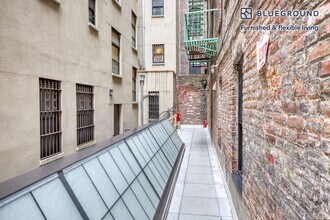 59 Thompson St in New York, NY - Building Photo - Building Photo
