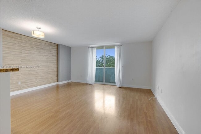 property at 3000 Coral Wy