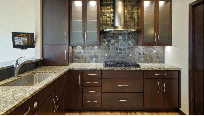 15800 50th Pl N in Minneapolis, MN - Building Photo - Building Photo