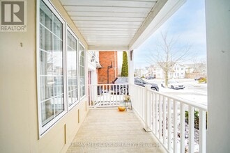 15 Lilley Ave in Ajax, ON - Building Photo - Building Photo