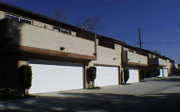 1077-1079 Border Ave in Corona, CA - Building Photo - Building Photo