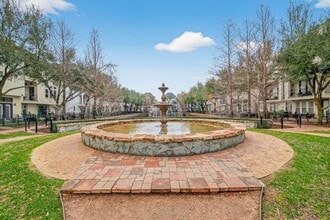 10917 Upland Park in Houston, TX - Building Photo - Building Photo