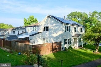 12159 Dove Cir in Laurel, MD - Building Photo - Building Photo