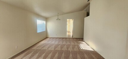 8820 Weatherly Ct in Elk Grove, CA - Building Photo - Building Photo